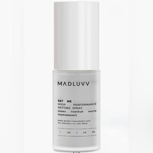 MADLUVV Set Me High Performance Setting Spray 1oz Sealed in box.